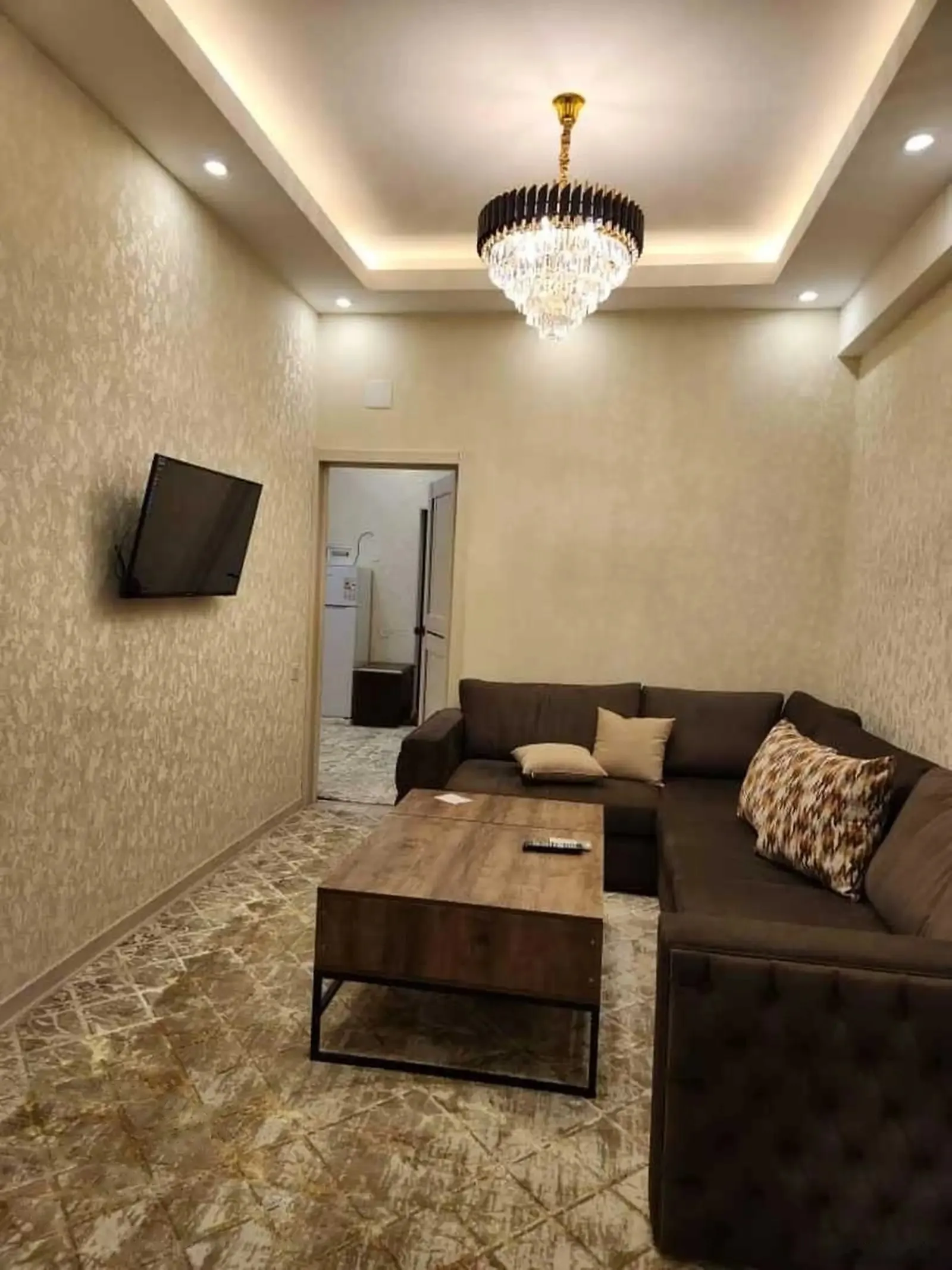 2-комн. квартира, 3 этаж, 65м², Скорый