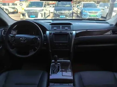 Toyota Camry, 2016