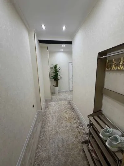 2-комн. квартира, 11 этаж, 70м², Шохмансур