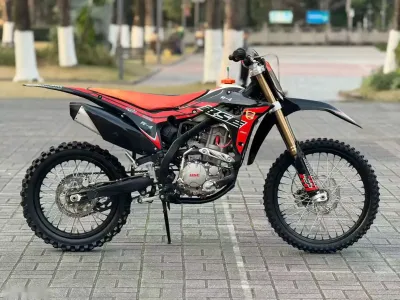 Мотоцикл Enduro BSE 4 250 — миниатюра 1