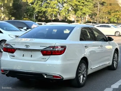 Toyota Camry, 2016