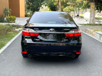 Toyota Camry, 2015