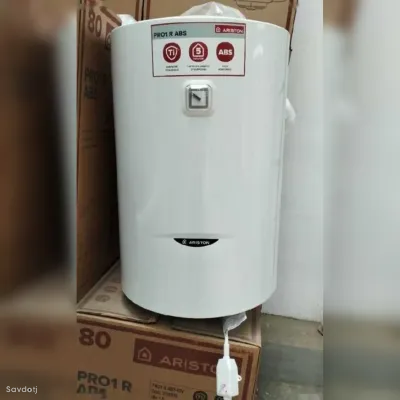 Водонагреватель Ariston 80л