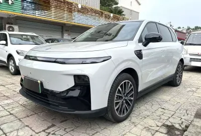 Leapmotor B10, 2025