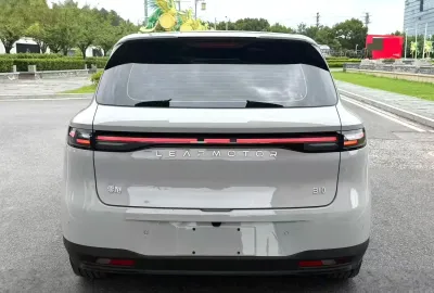 Leapmotor B10, 2025