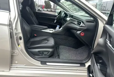 Toyota Camry, 2018