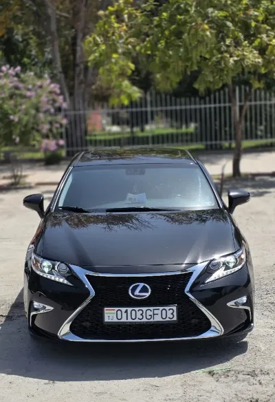 Lexus ES series, 2014