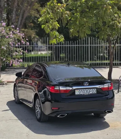 Lexus ES series, 2014