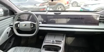 Geely Galaxy E8, 2025