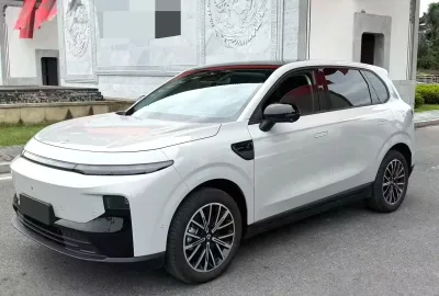 Leapmotor B10, 2025